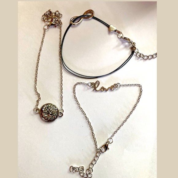 Bracelet Set ♾♥️ Love and Infinity - Picture 4 of 5